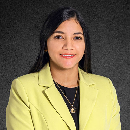 PhD (a). Narcisa Suárez