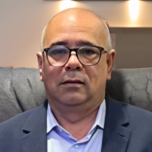 Dr. Frank Cecilio Miranda Escobar